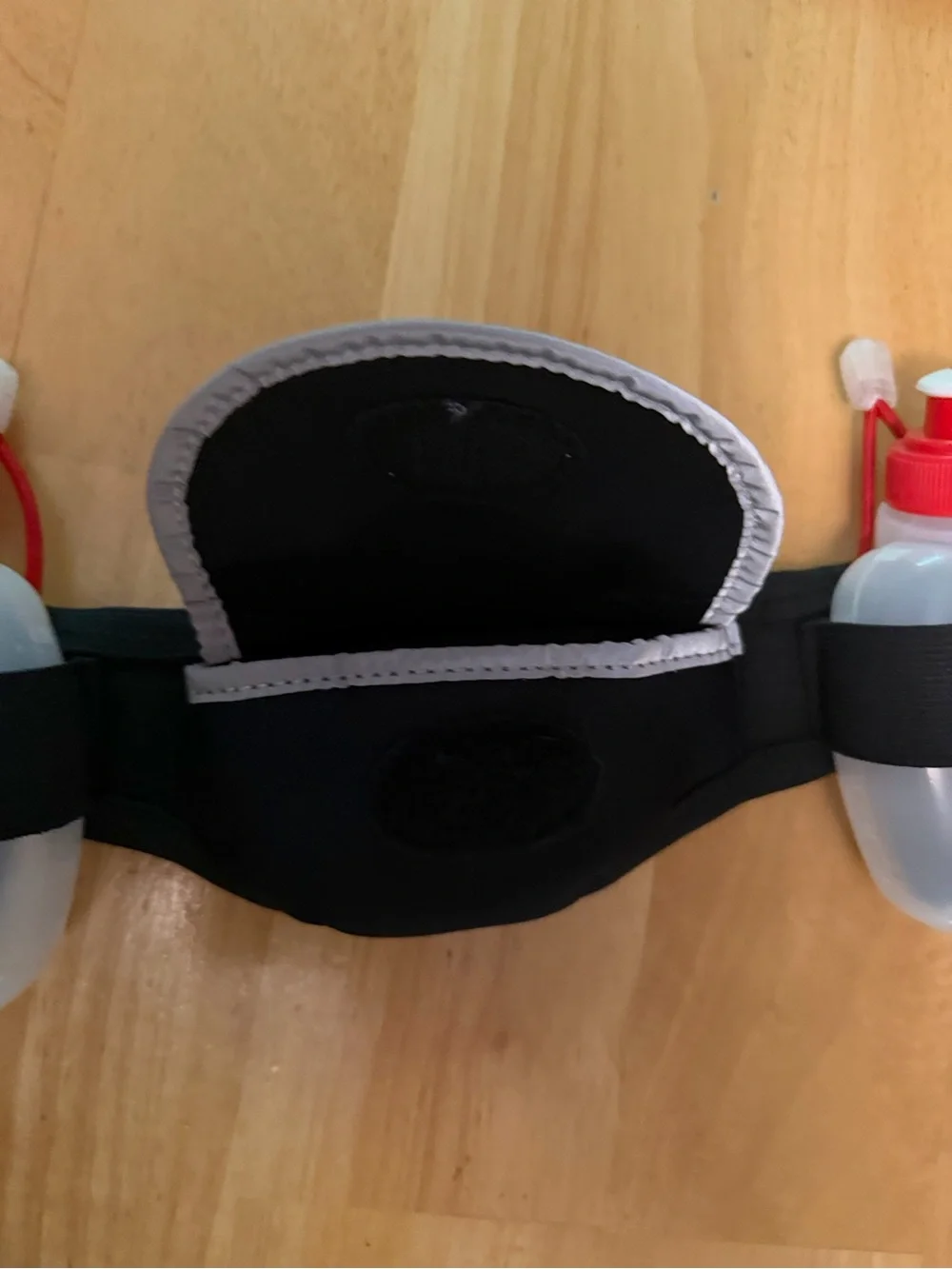 Fuel Belt Black Hydration Running Belt Size medium
